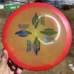 Halo Champion STINGRAY w/4 Innova Air Force stamps -- 174 grams (6958)